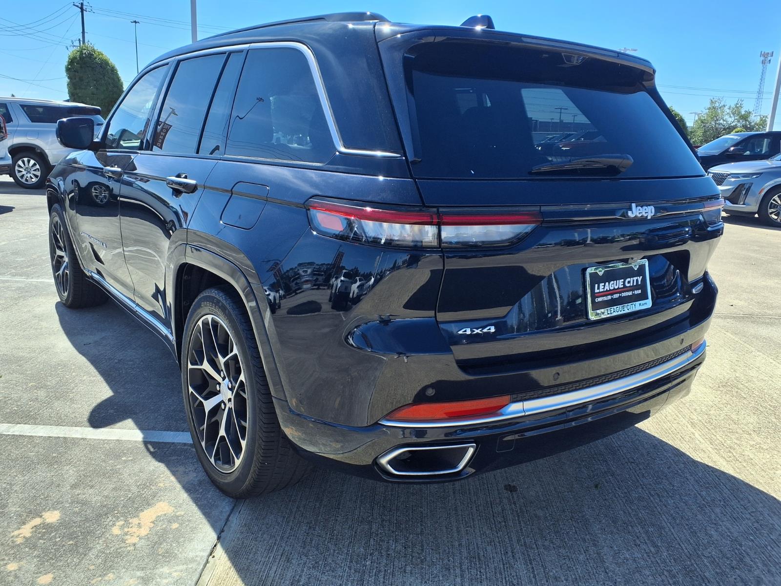 2024 Jeep Grand Cherokee Summit - 1