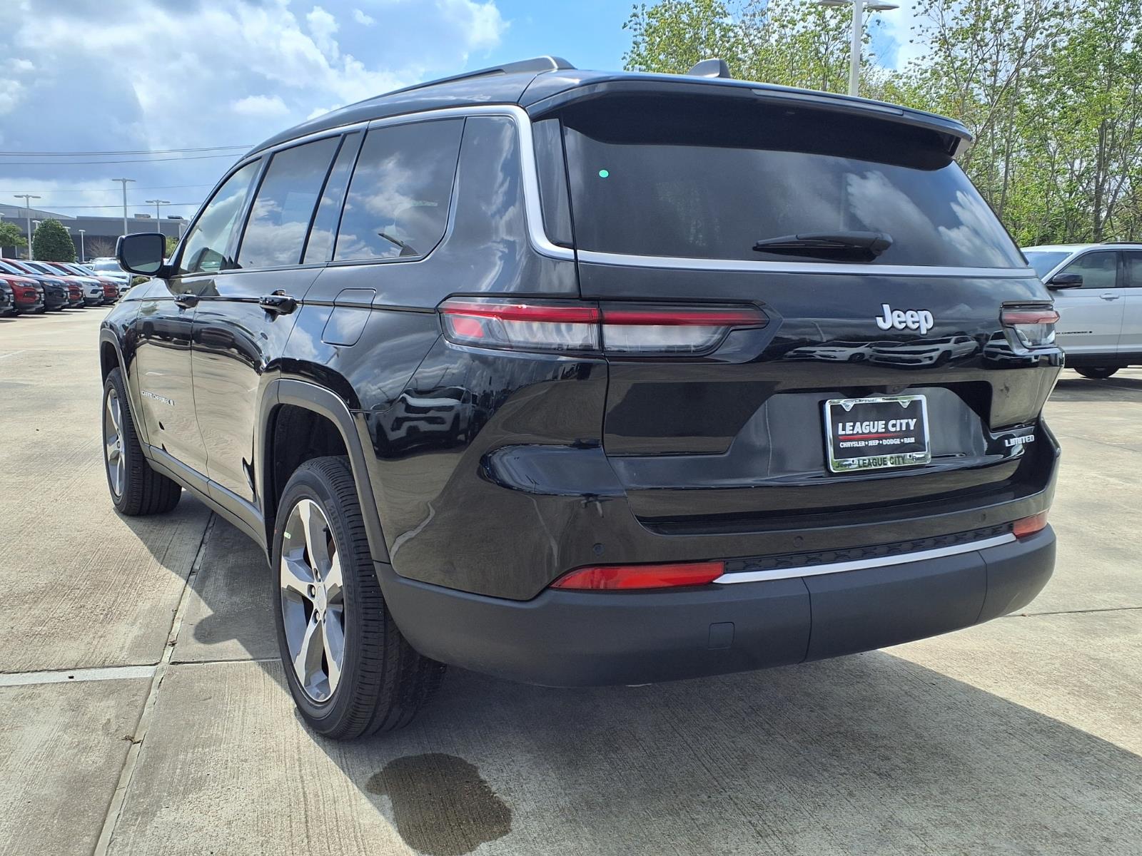 2026 Jeep Grand Cherokee L Limited Diamond Black at League City CDJR