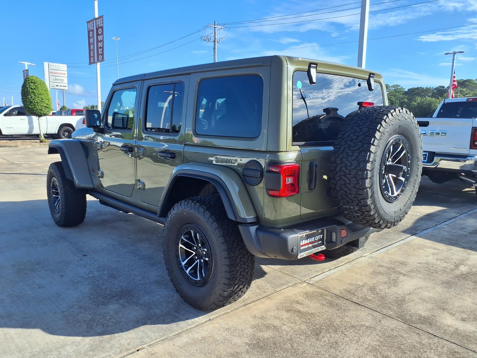 2026 Jeep Wrangler Rubicon Green at League City CDJR