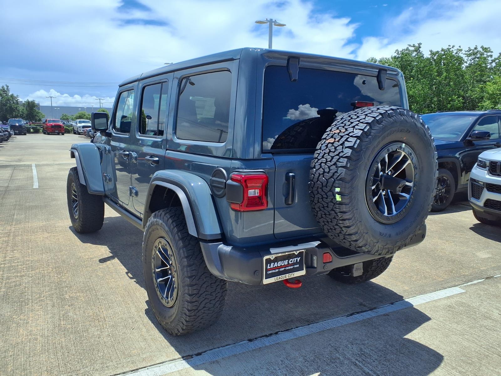 2026 Jeep Wrangler Rubicon Gray at League City CDJR