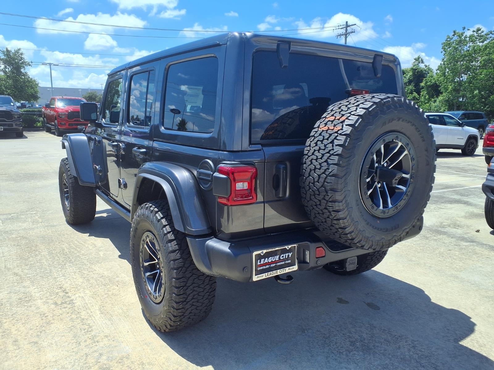 2026 Jeep Wrangler Rubicon Gray at League City CDJR