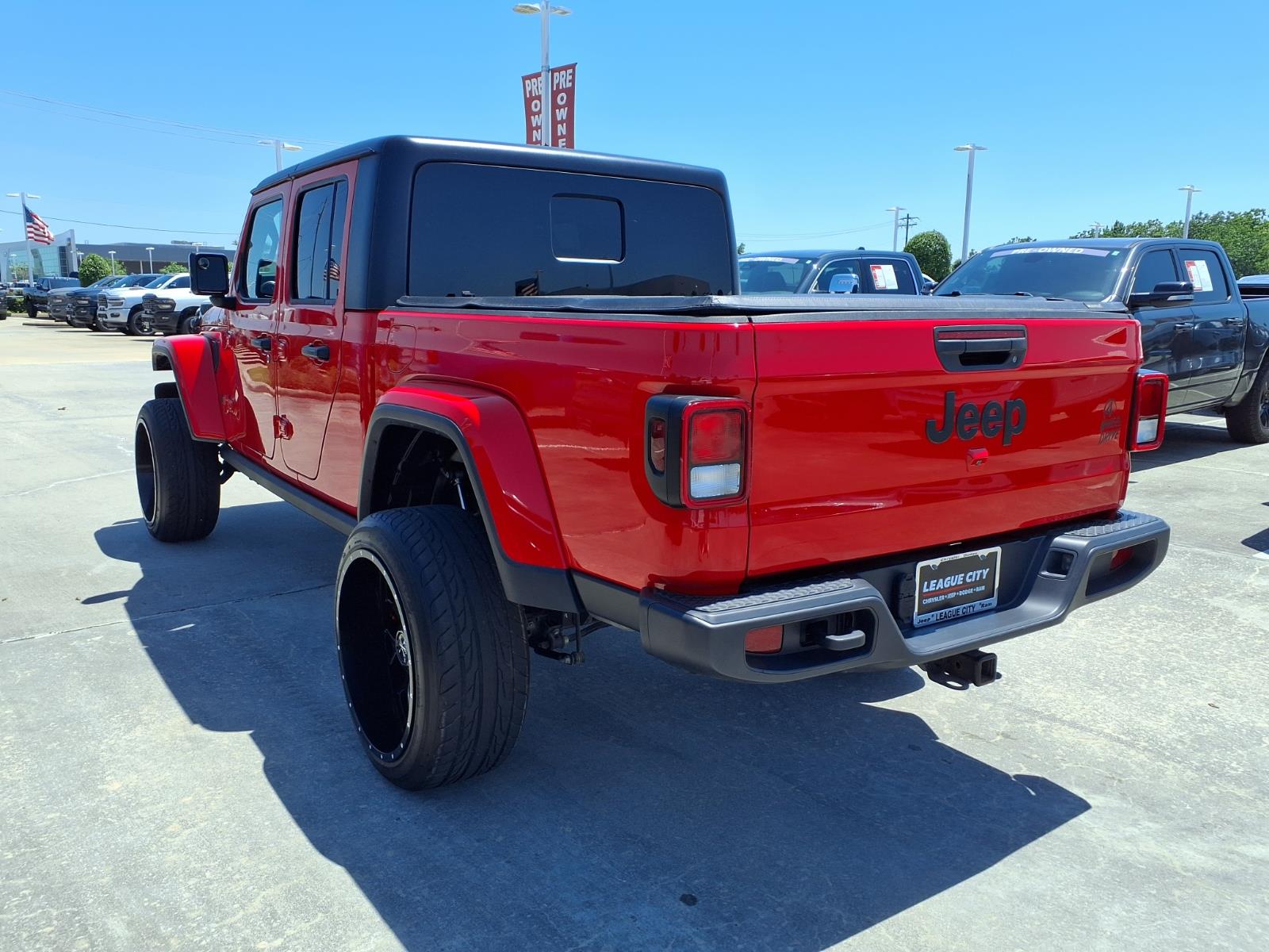 2023 Jeep Gladiator Willys - 1