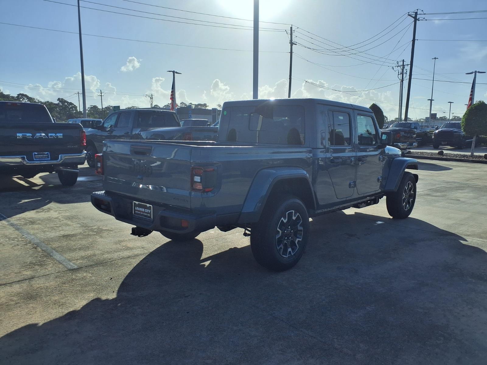 2026 Jeep Gladiator Sport Gray at League City CDJR