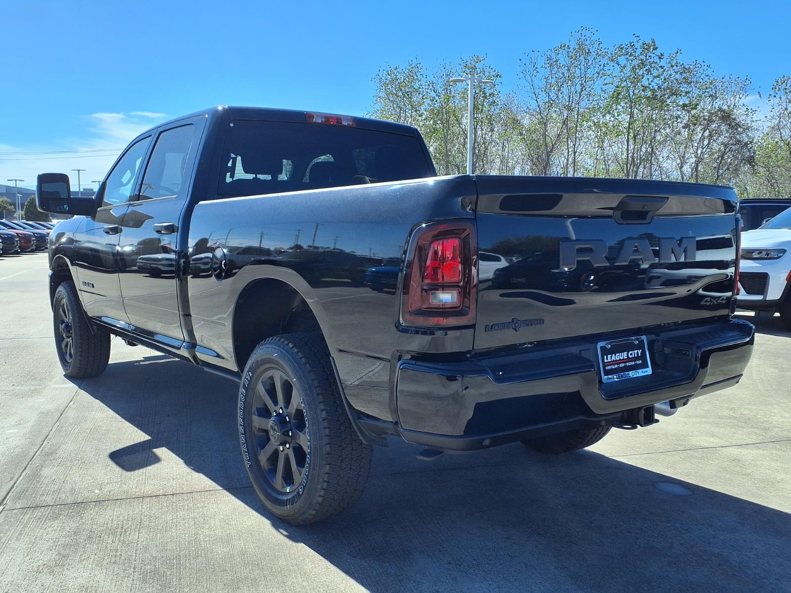 2026 RAM 2500 Big Horn Diamond Black at League City CDJR