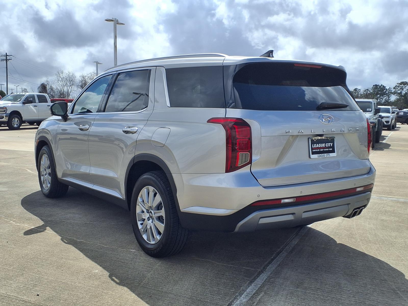 2024 Hyundai PALISADE SEL - 1