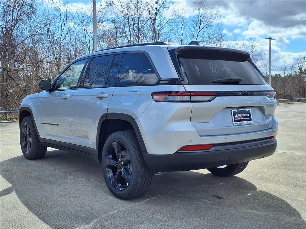 2026 Jeep Grand Cherokee Limited Silver at League City CDJR