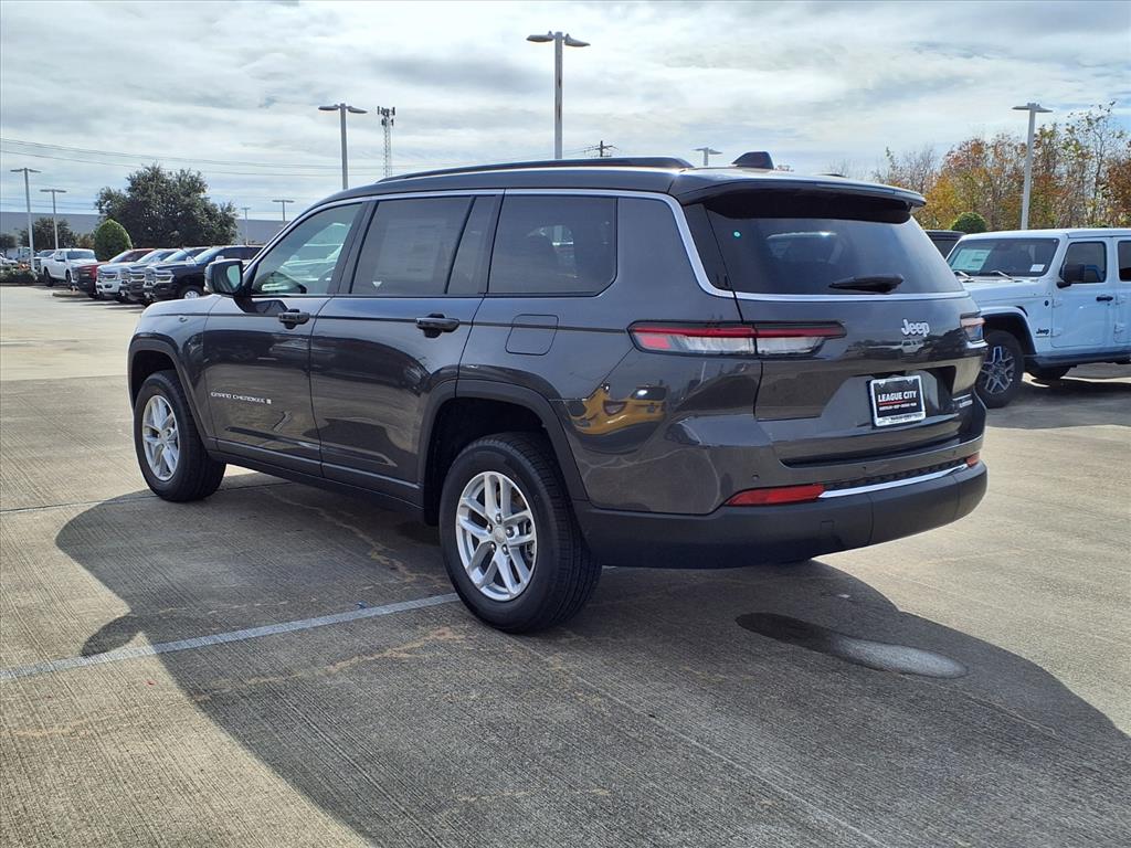 2025 Jeep Grand Cherokee L Laredo Metallic at League City CDJR