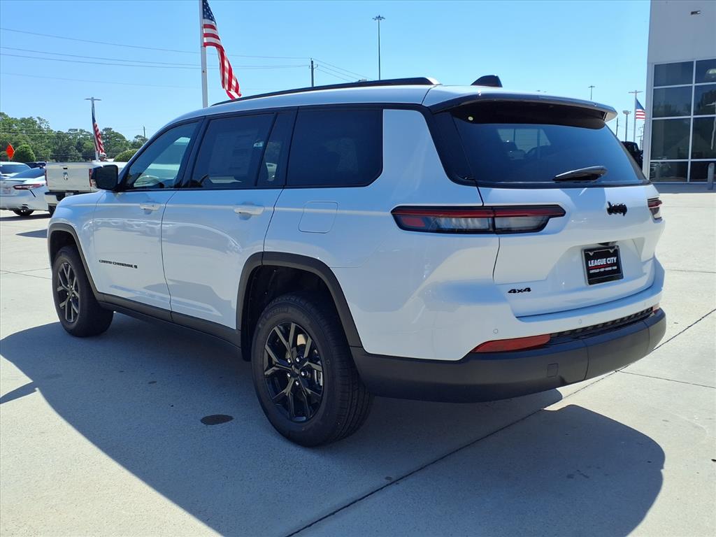 2025 Jeep Grand Cherokee L Laredo Bright White Clearcoat at League City CDJR