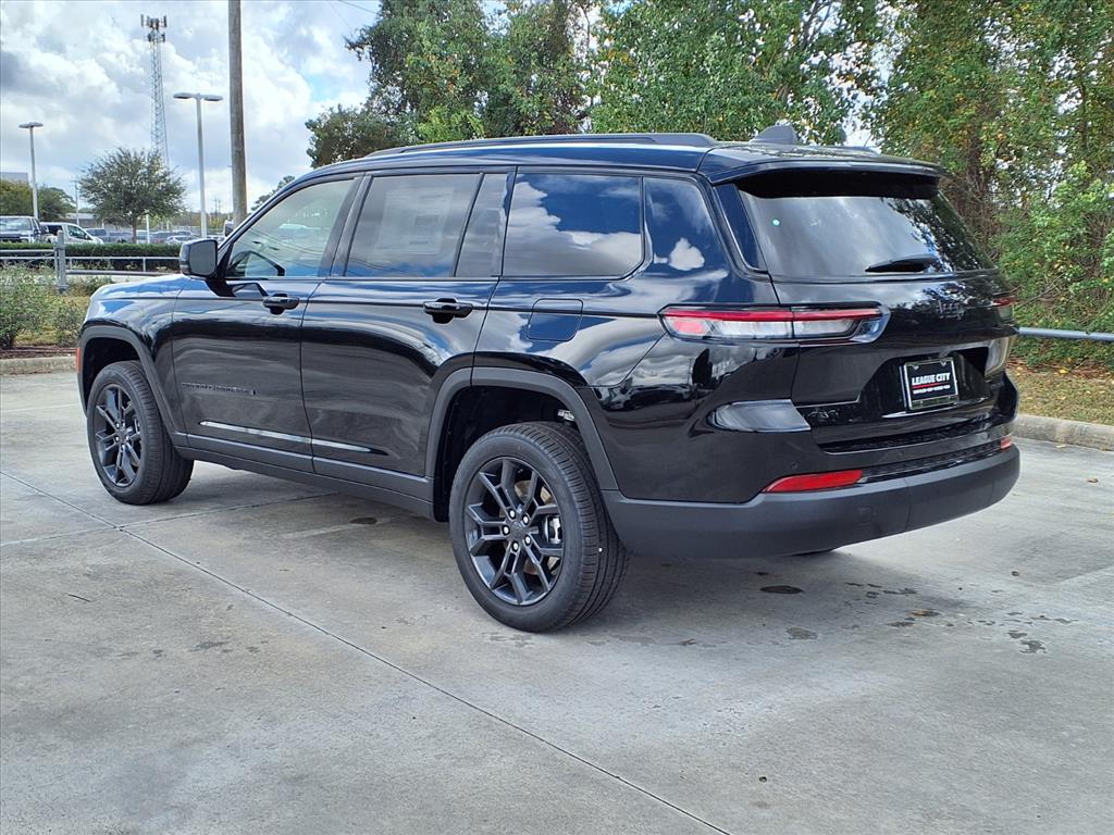 2025 Jeep Grand Cherokee L Limited Diamond Black at League City CDJR