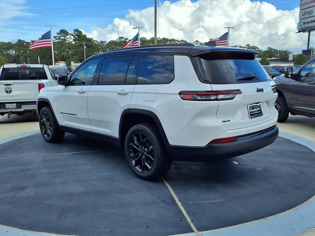 2025 Jeep Grand Cherokee L Limited Bright White Clearcoat at League City CDJR