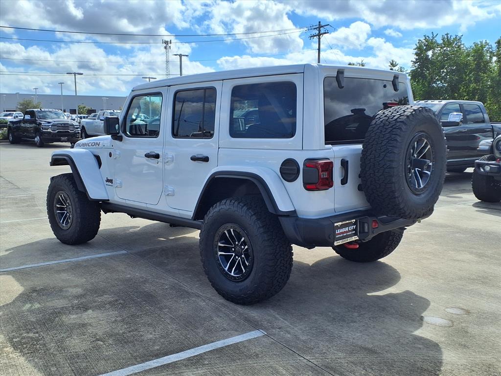 2026 Jeep Wrangler Rubicon Bright White Clearcoat at League City CDJR
