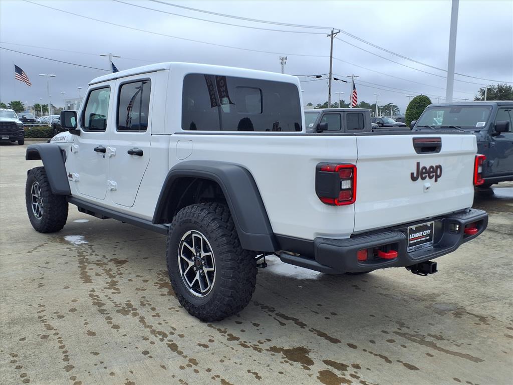 2026 Jeep Gladiator Rubicon Bright White Clearcoat at League City CDJR