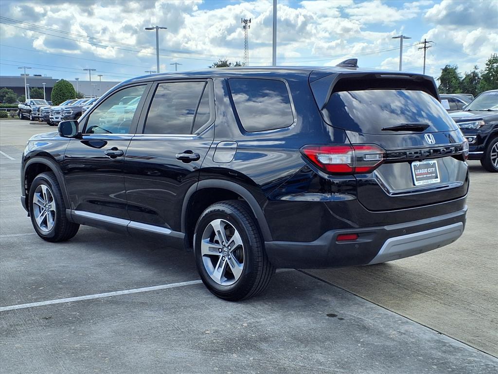 2023 Honda Pilot EX-L 8 Passenger - 1