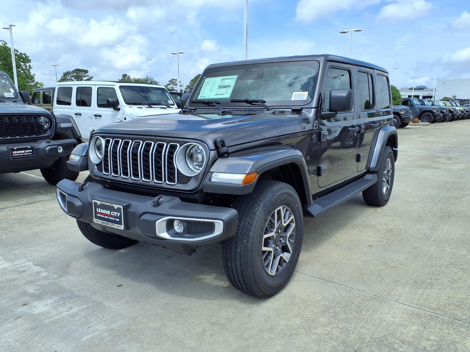 2026 Jeep Wrangler Sahara Gray at League City CDJR