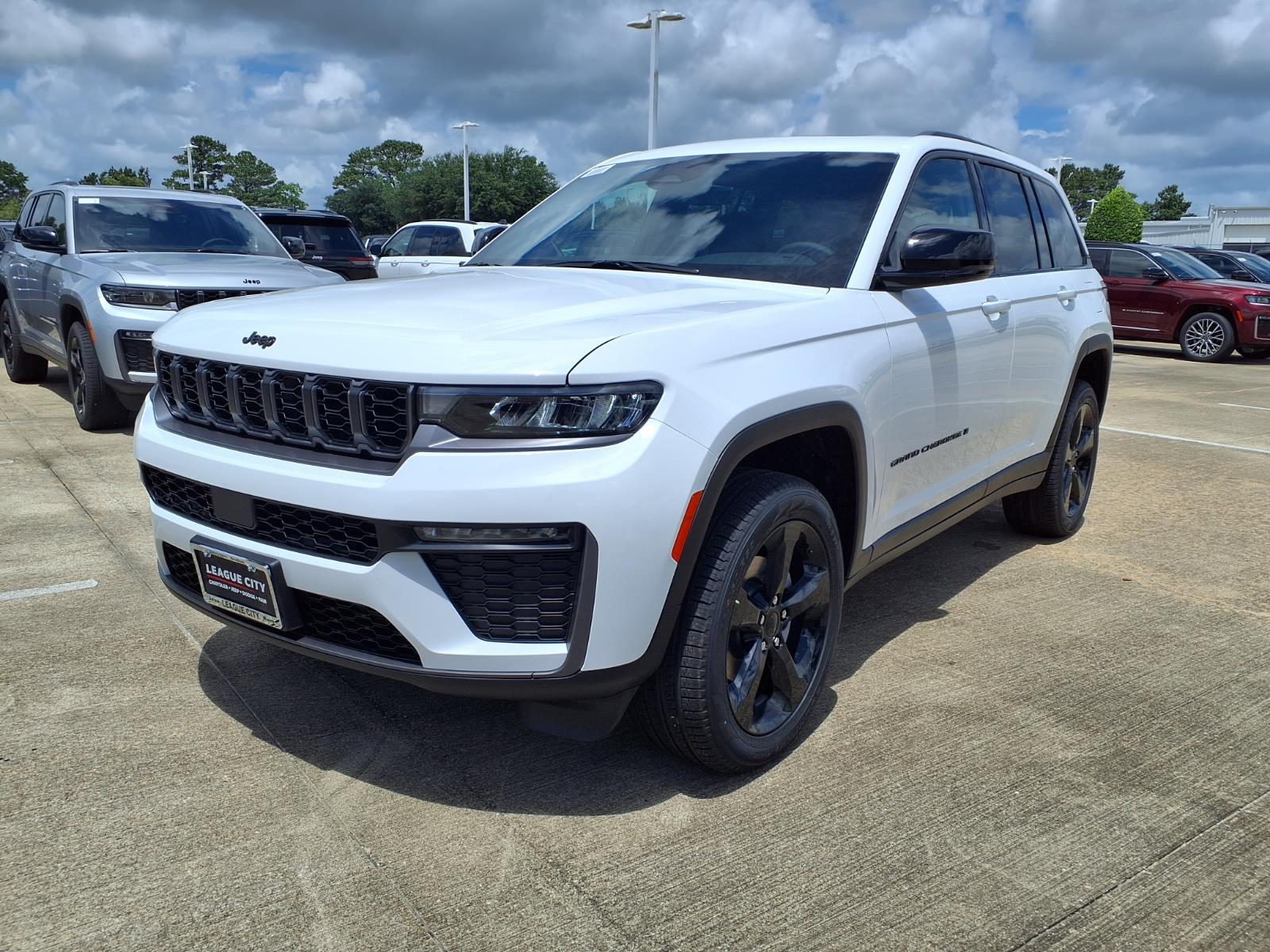 2026 Jeep Grand Cherokee  White at League City CDJR