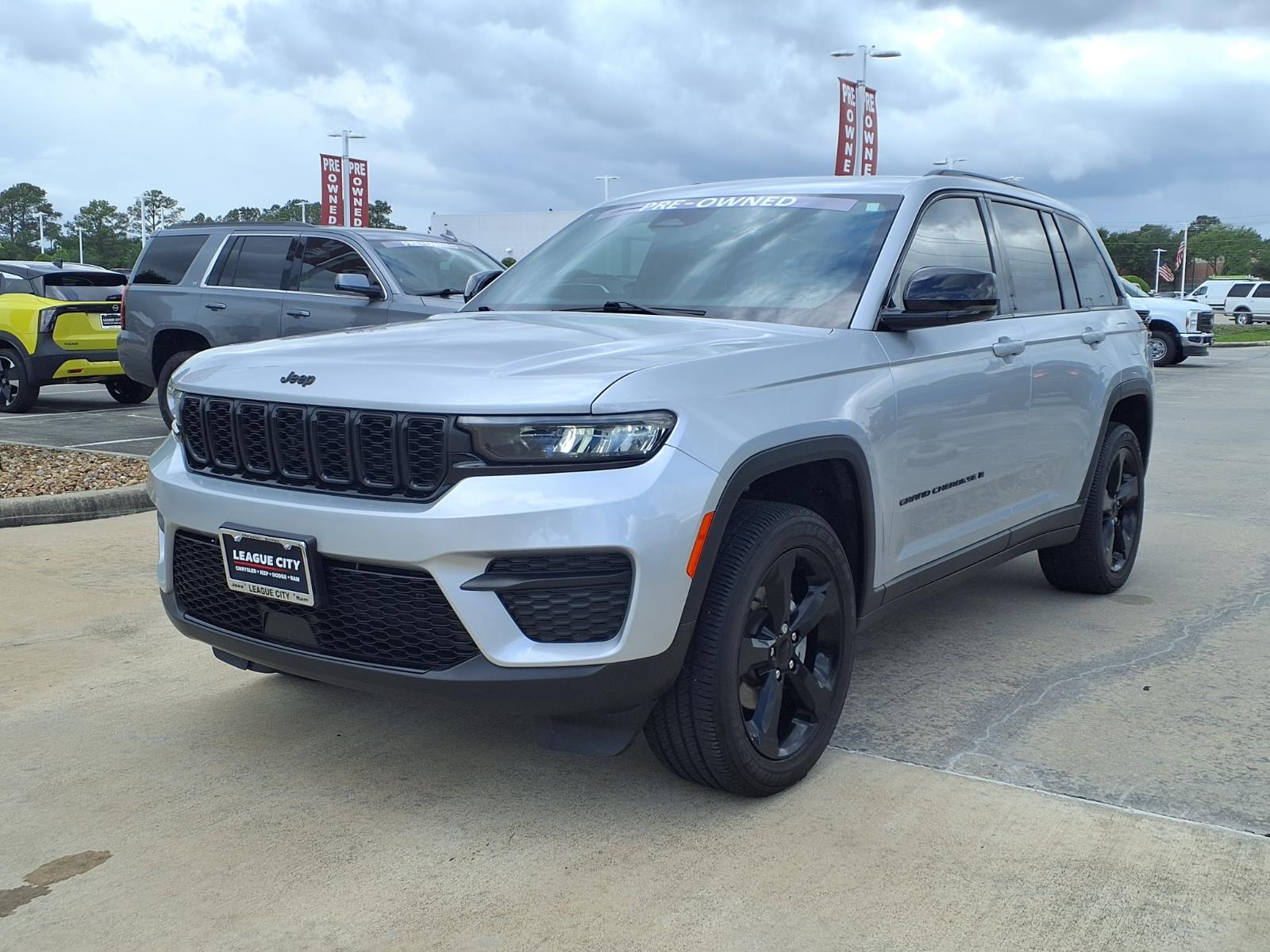 2025 Jeep Grand Cherokee Altitude - 2