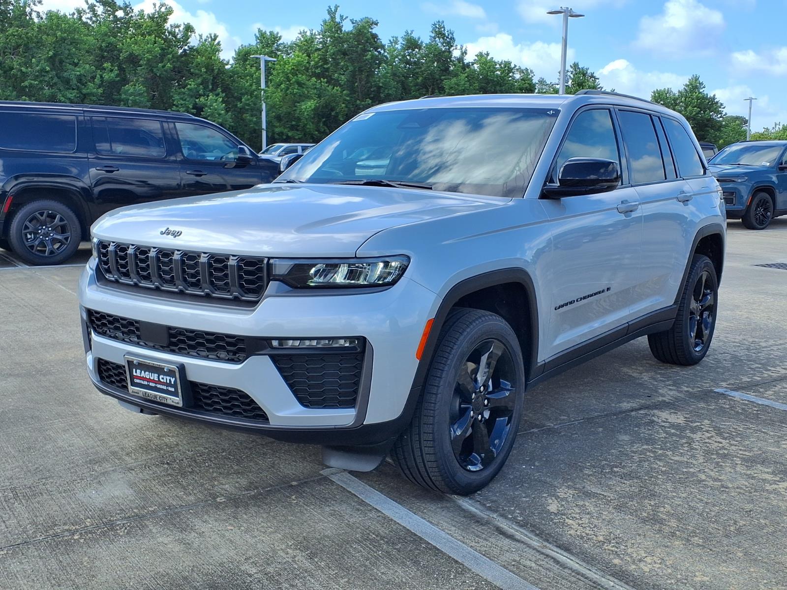 2026 Jeep Grand Cherokee Limited Silver at League City CDJR