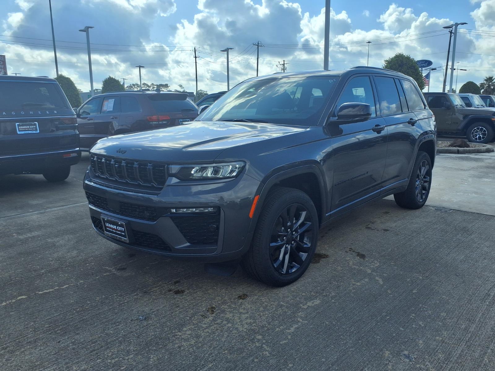 2026 Jeep Grand Cherokee Limited Gray at League City CDJR