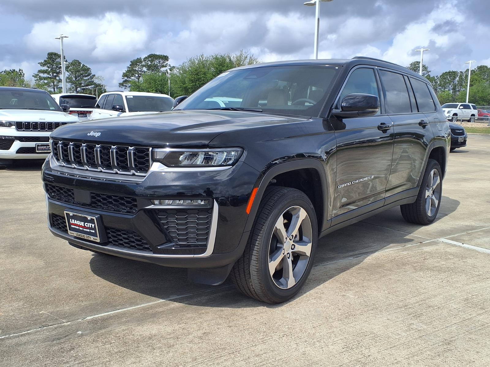 2026 Jeep Grand Cherokee L Limited Diamond Black at League City CDJR