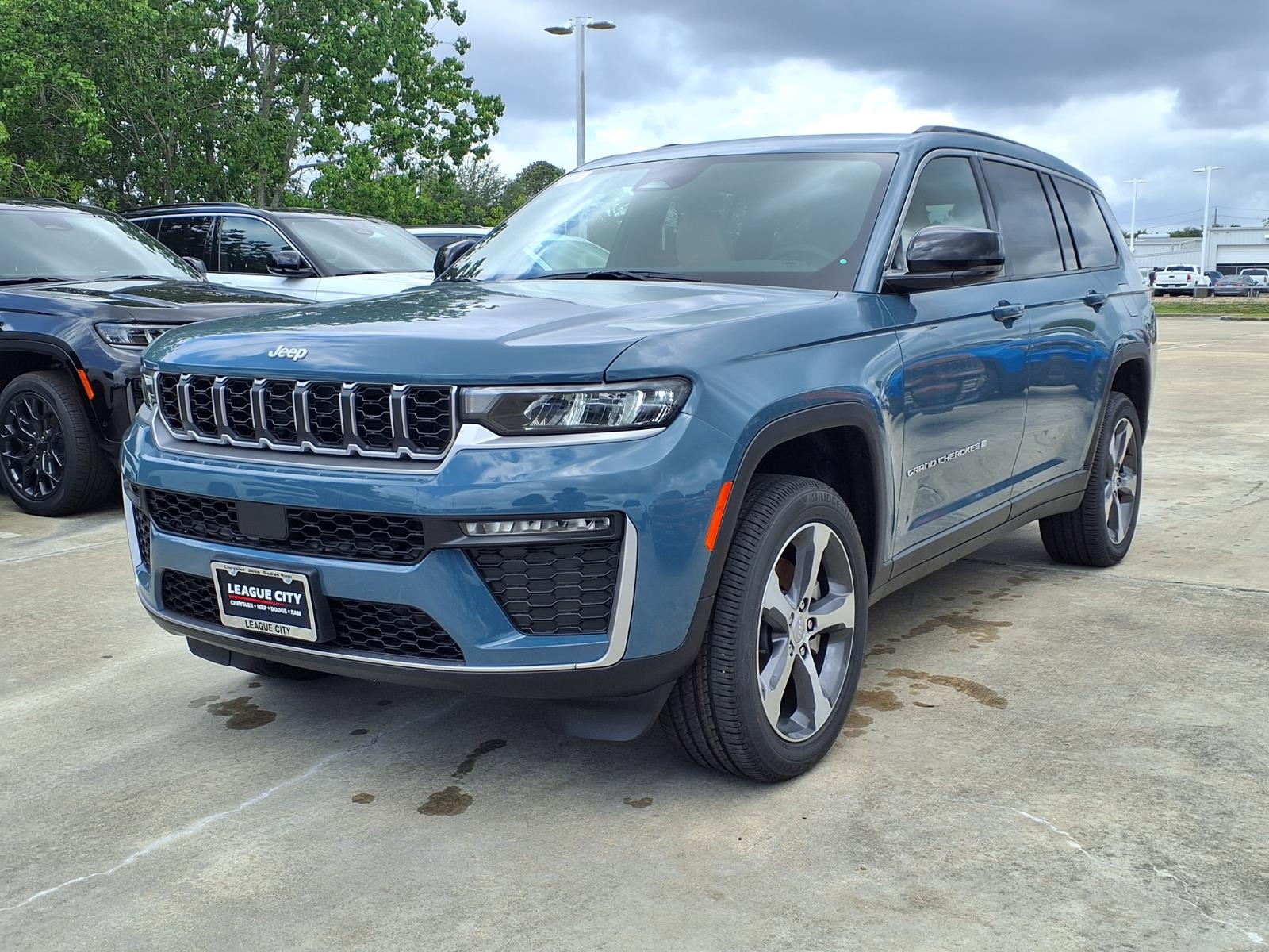 2026 Jeep Grand Cherokee L Limited Blue at League City CDJR