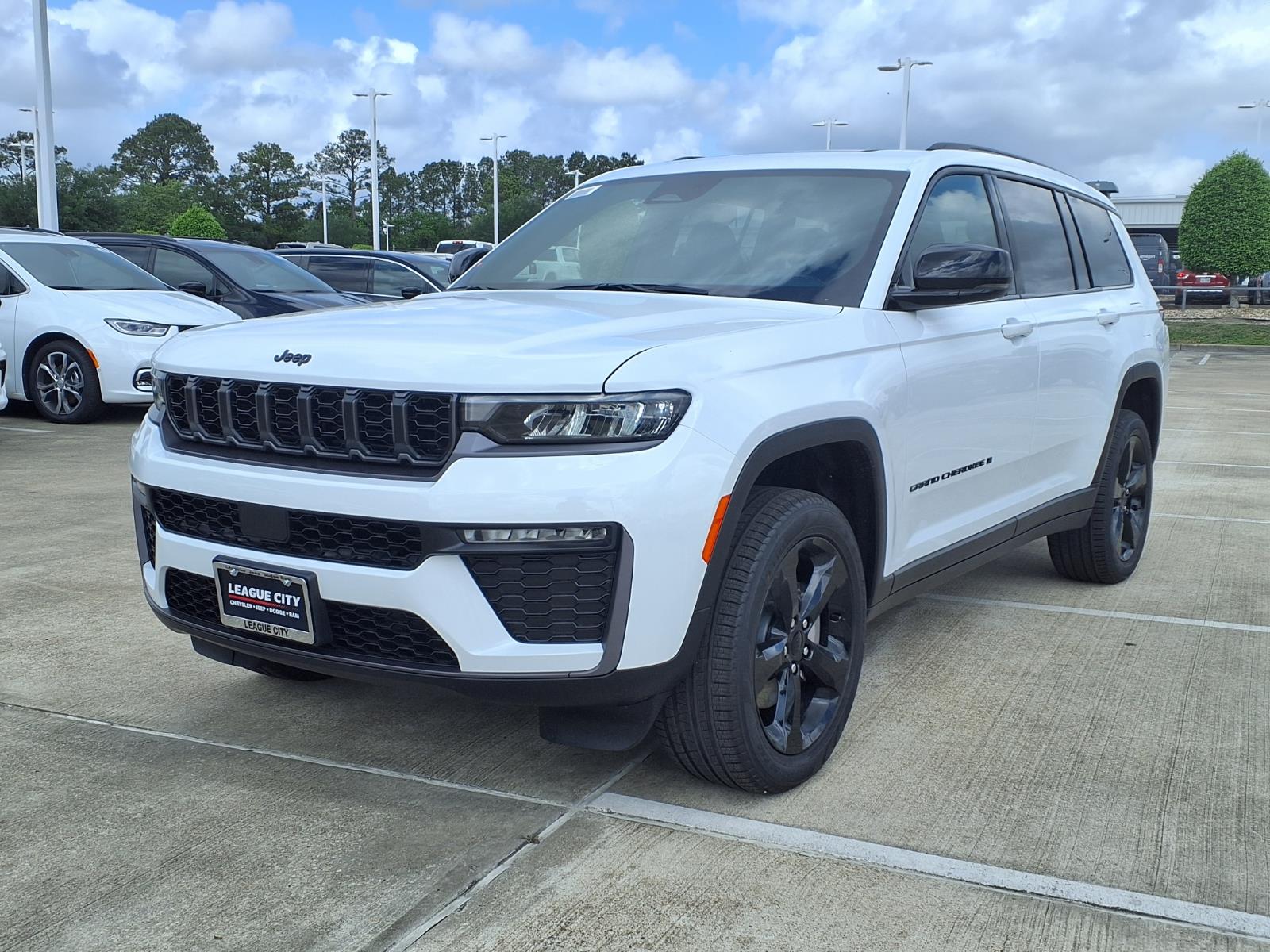 2026 Jeep Grand Cherokee L Limited White at League City CDJR