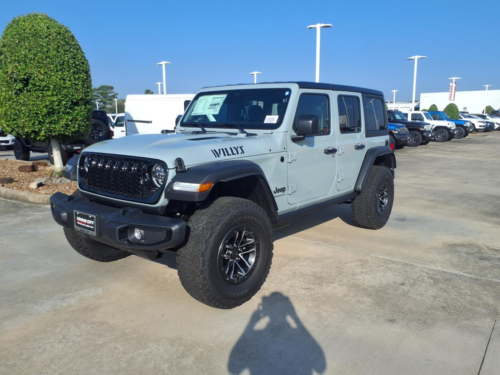 2027 Jeep Wrangler Willys Gray at League City CDJR