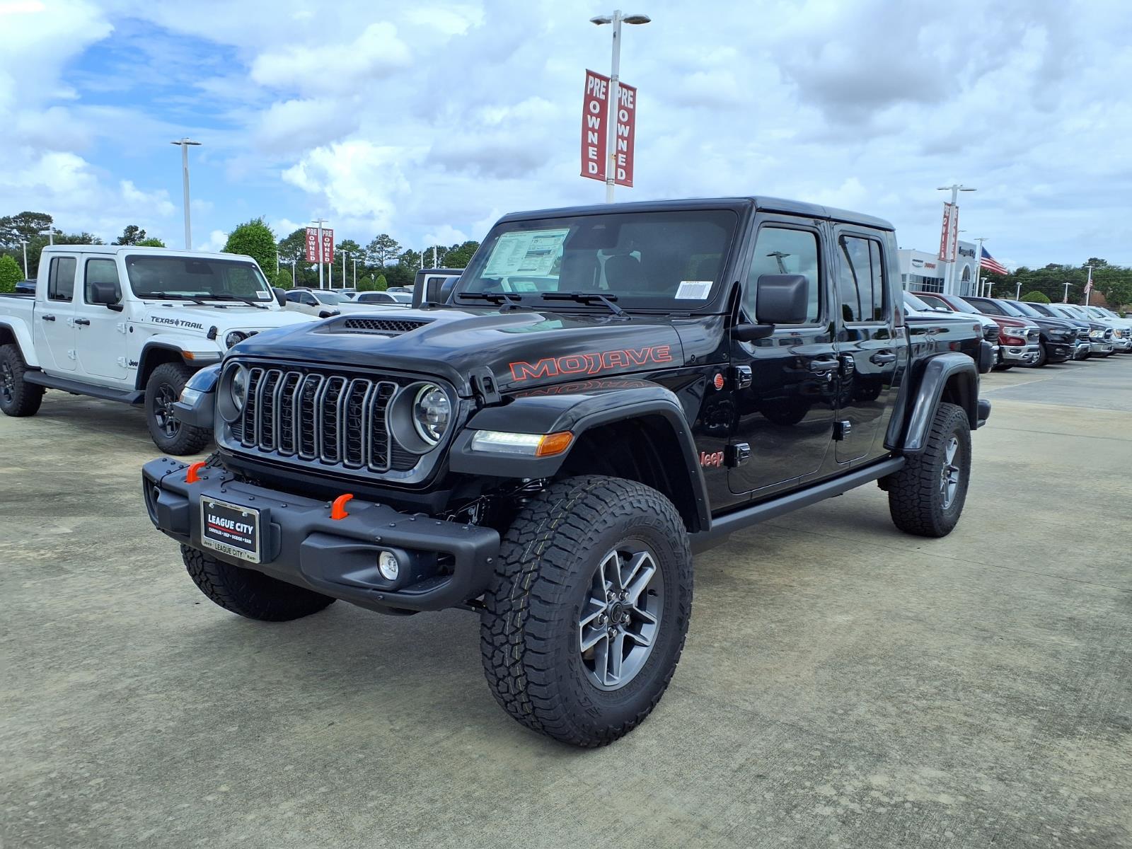 2026 Jeep Gladiator Mojave Black at League City CDJR