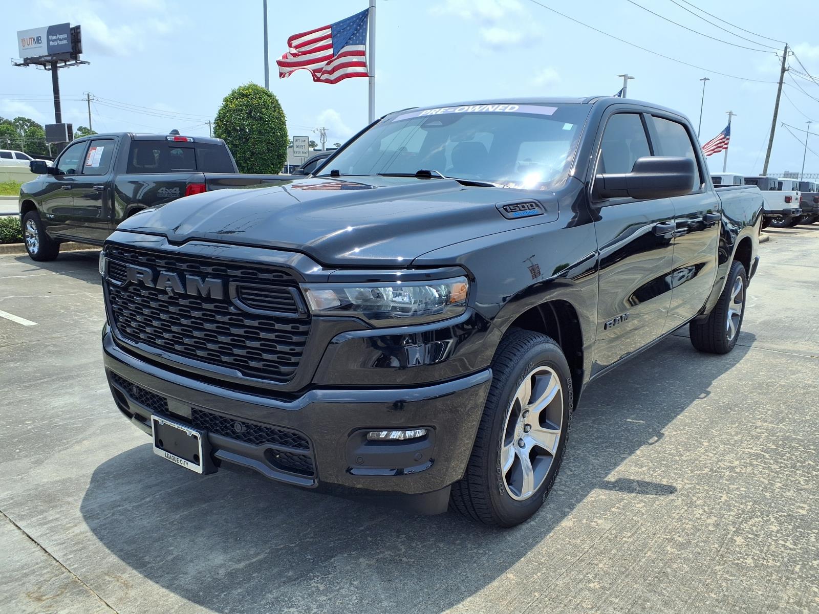 2025 RAM 1500 Tradesman Diamond Black Crystal Pearlcoat at League City CDJR