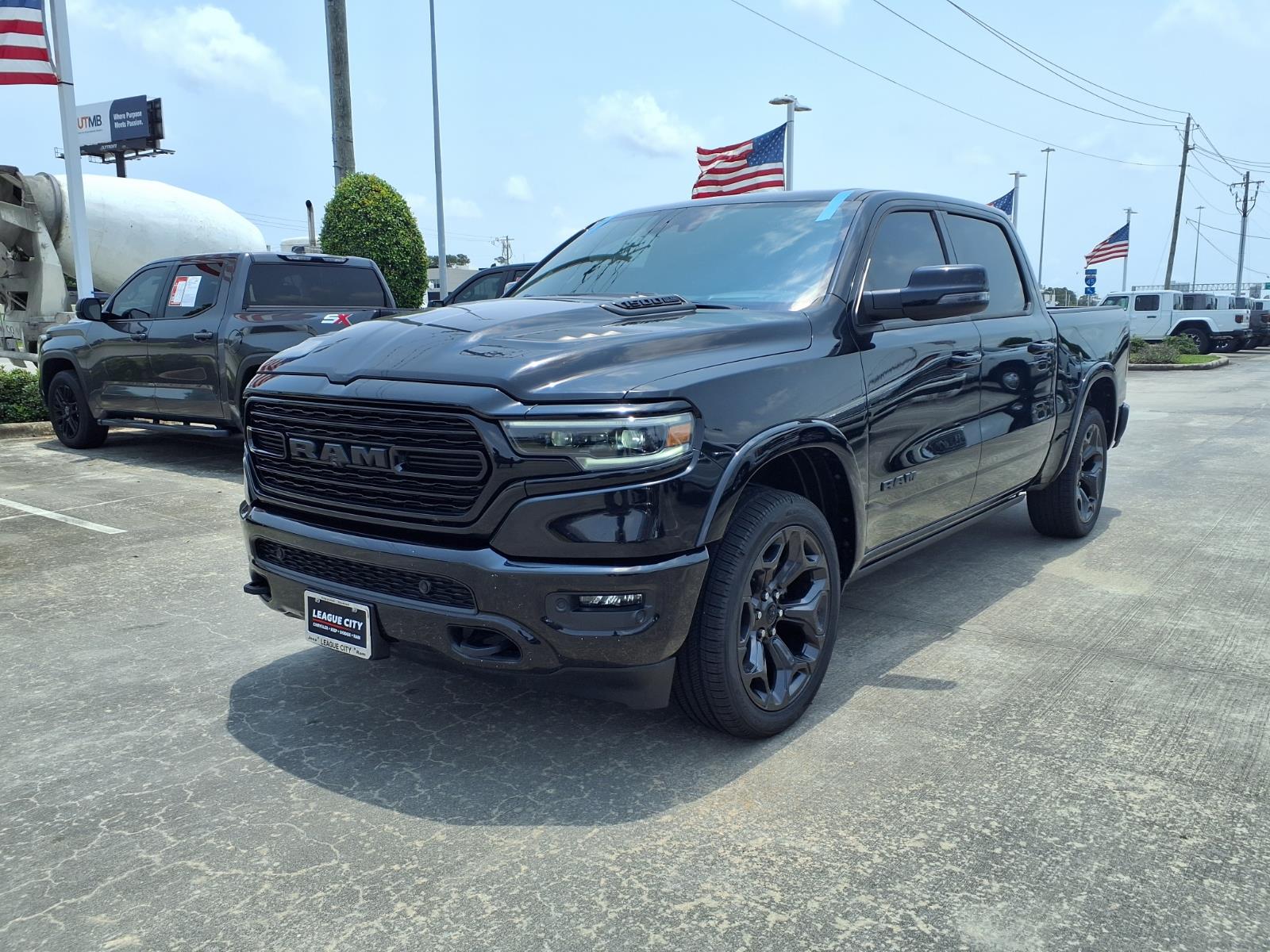 2024 RAM 1500 Limited Diamond Black Crystal Pearlcoat at League City CDJR