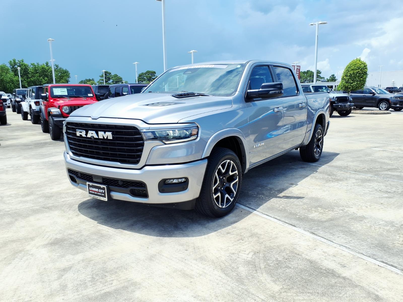 2025 RAM 1500 Laramie - 2