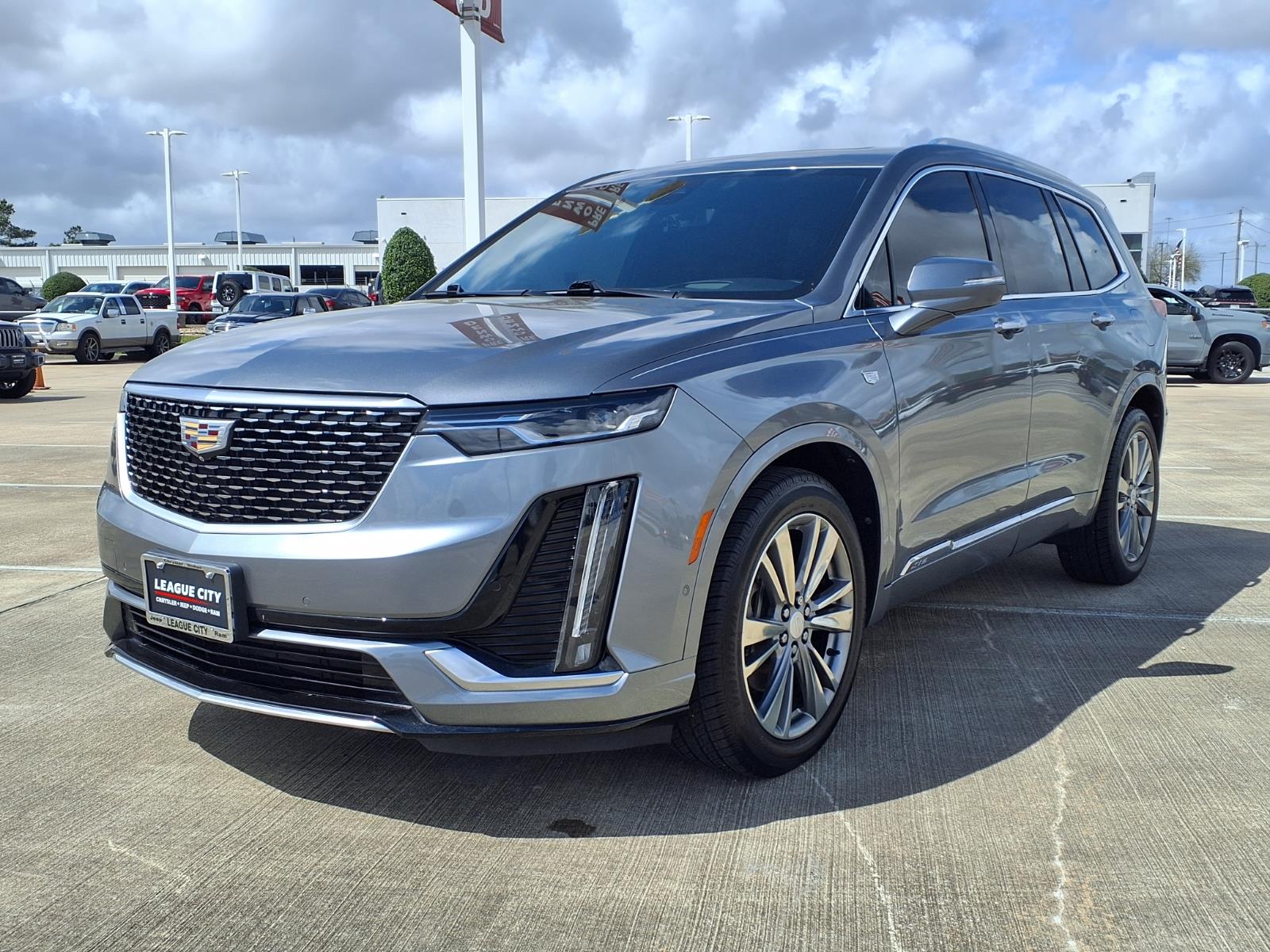 2020 Cadillac XT6 Premium Luxury - 2