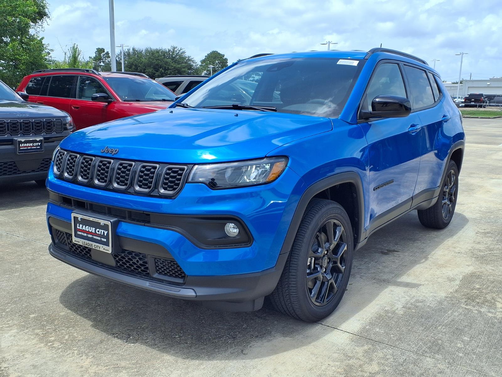 2026 Jeep Compass Latitude Blue at League City CDJR