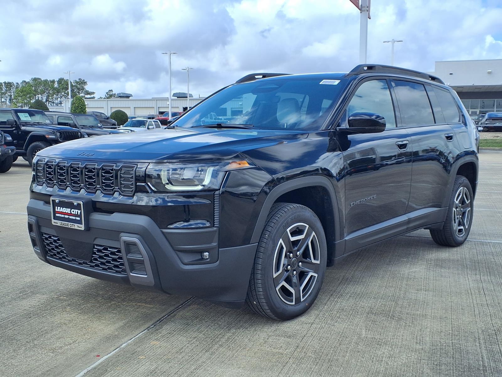 2026 Jeep Cherokee LAREDO/LIMITED Diamond Black at League City CDJR