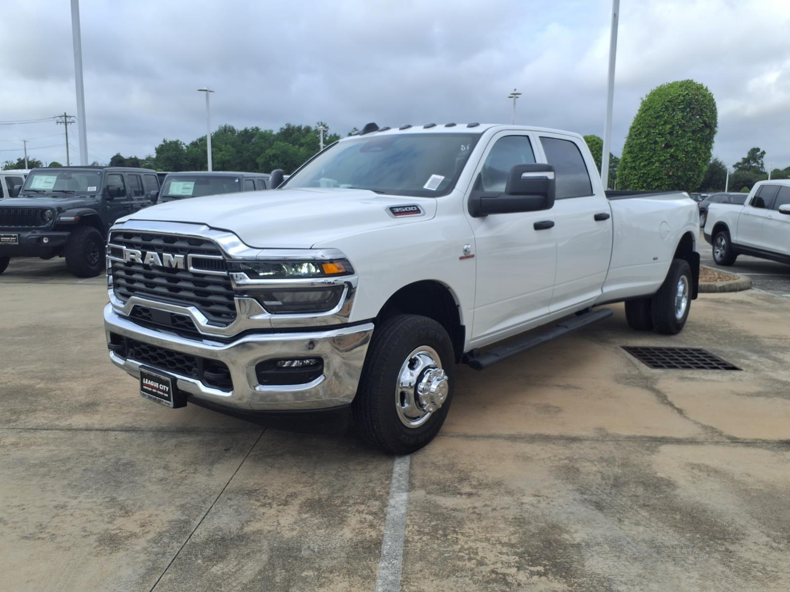 2027 RAM 3500 Tradesman White at League City CDJR