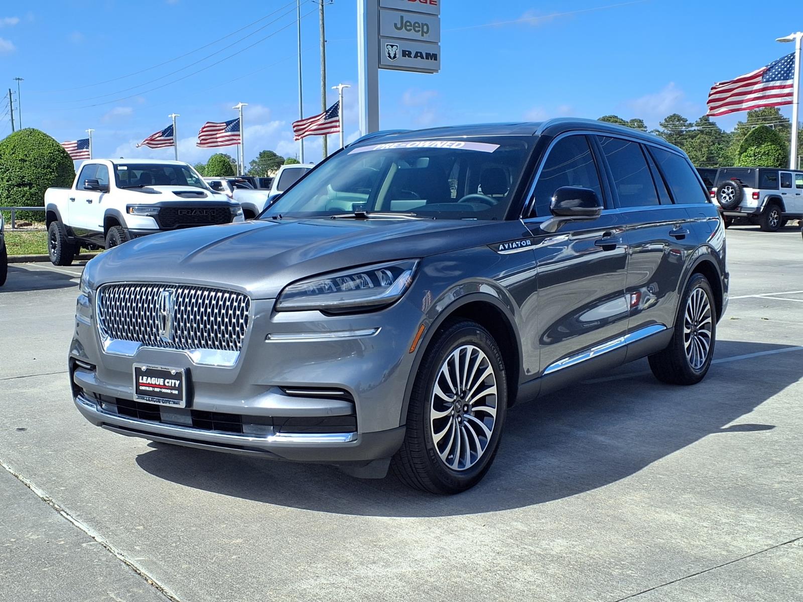 2024 Lincoln Aviator Premiere - 2