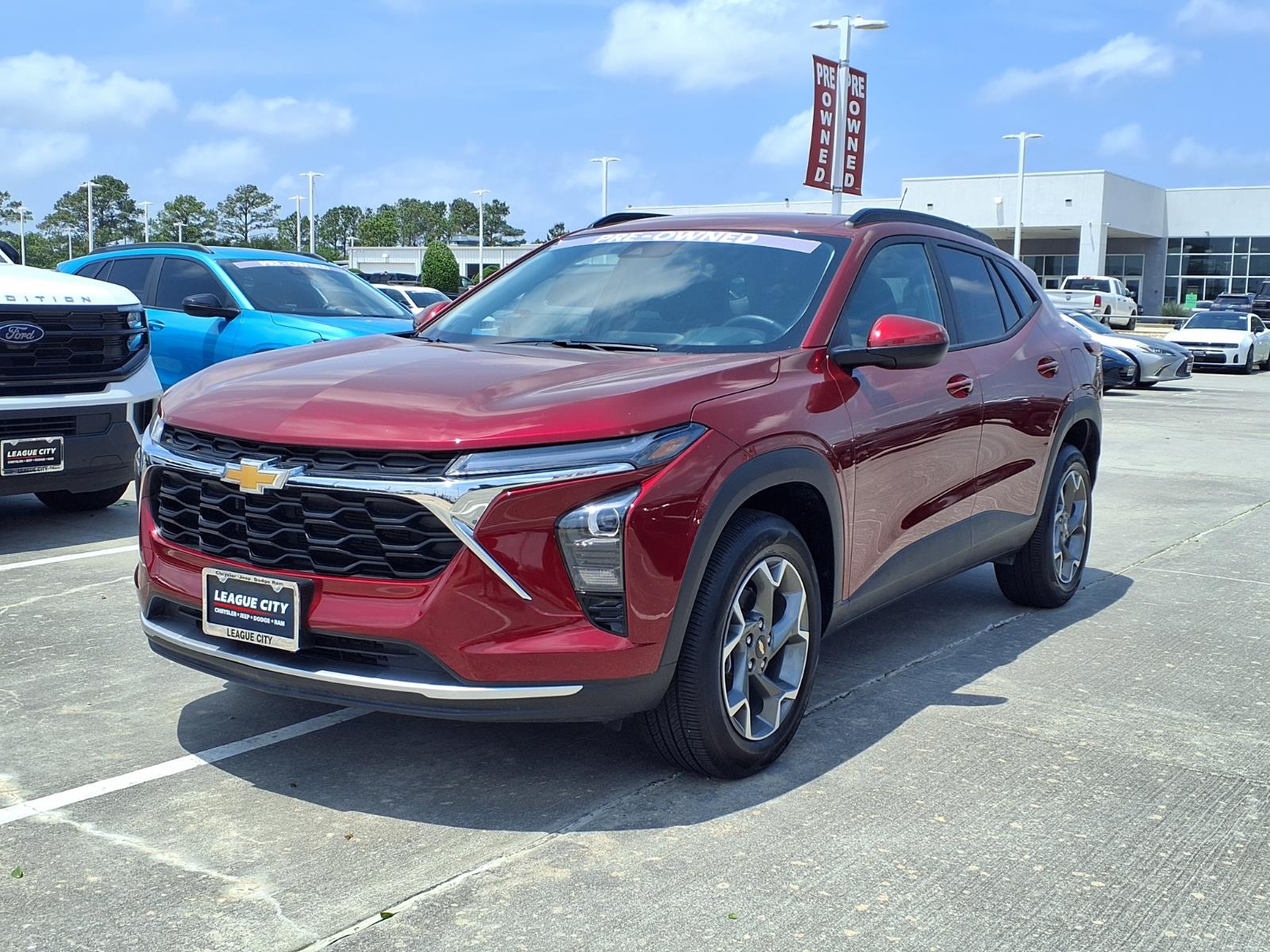 2025 Chevrolet Trax LT Crimson Metallic at League City CDJR