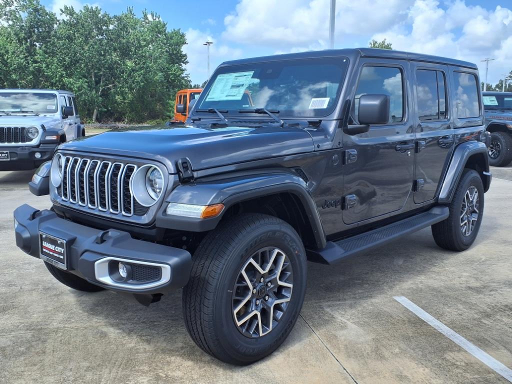 2025 Jeep Wrangler Sahara Granite Crystal Clearcoat Metallic at League City CDJR