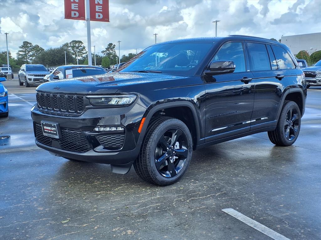 2025 Jeep Grand Cherokee Limited Diamond Black at League City CDJR