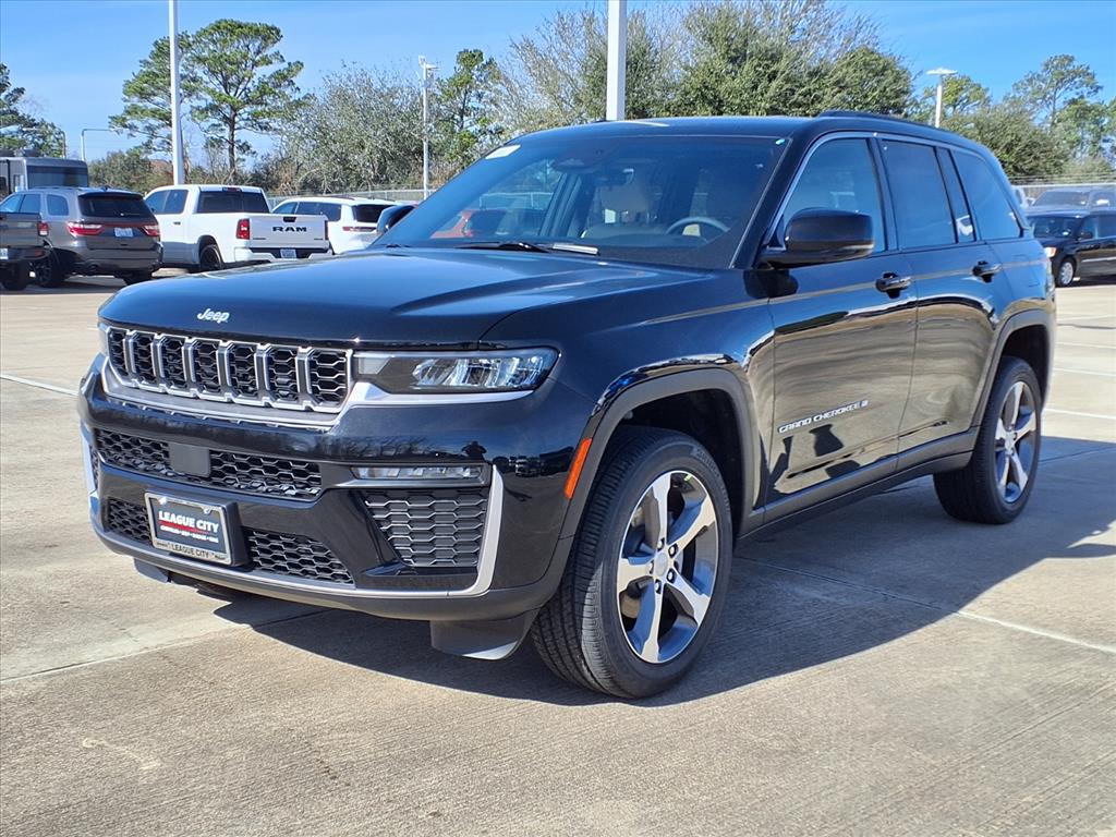 2026 Jeep Grand Cherokee Limited Diamond Black at League City CDJR