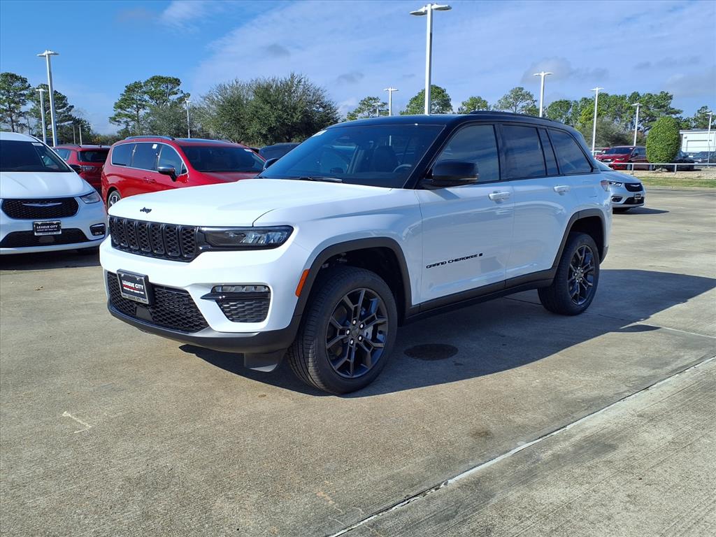 2025 Jeep Grand Cherokee Limited White at League City CDJR