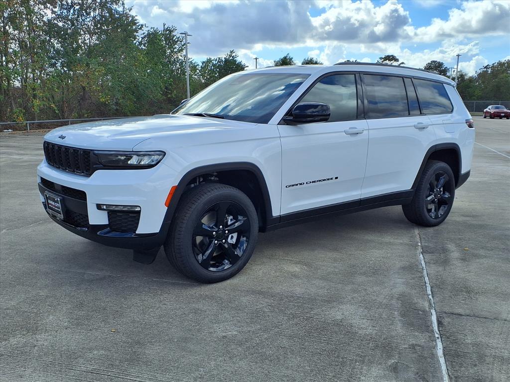 2025 Jeep Grand Cherokee L Limited Bright White Clearcoat at League City CDJR