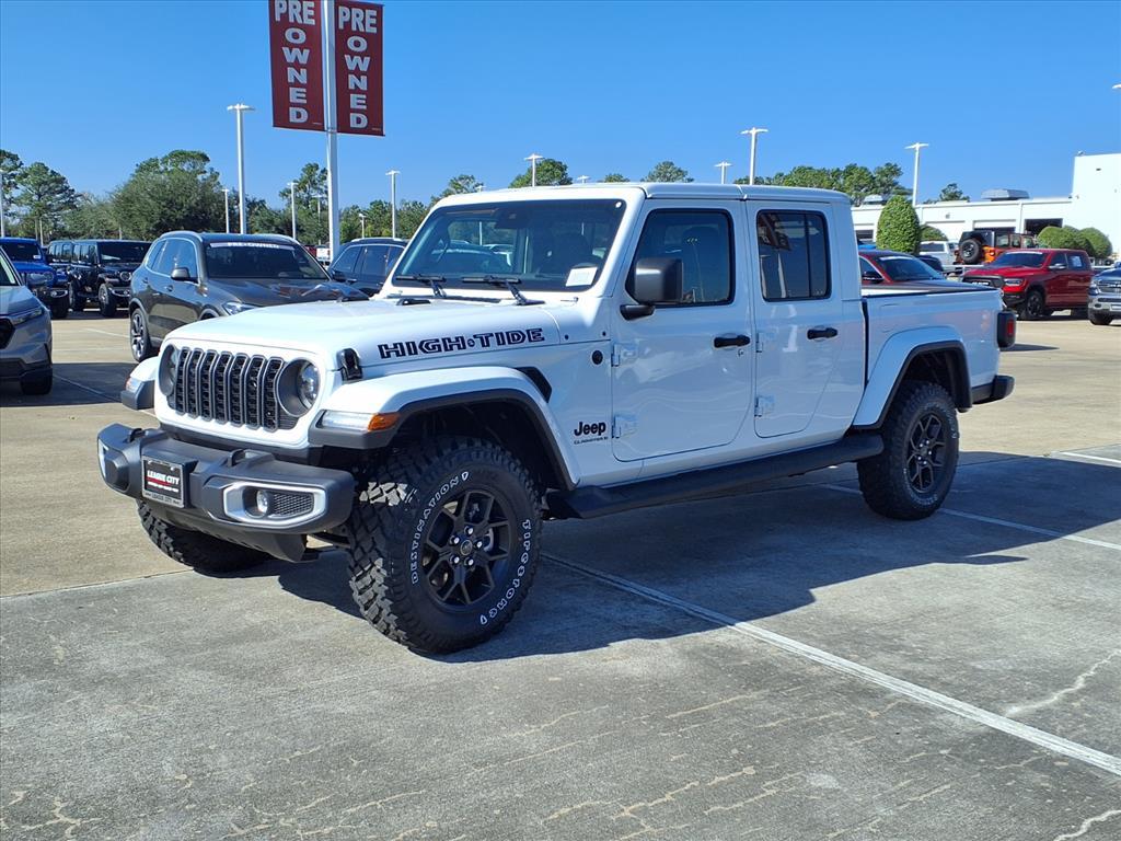 2025 Jeep Gladiator Sport Bright White Clearcoat at League City CDJR