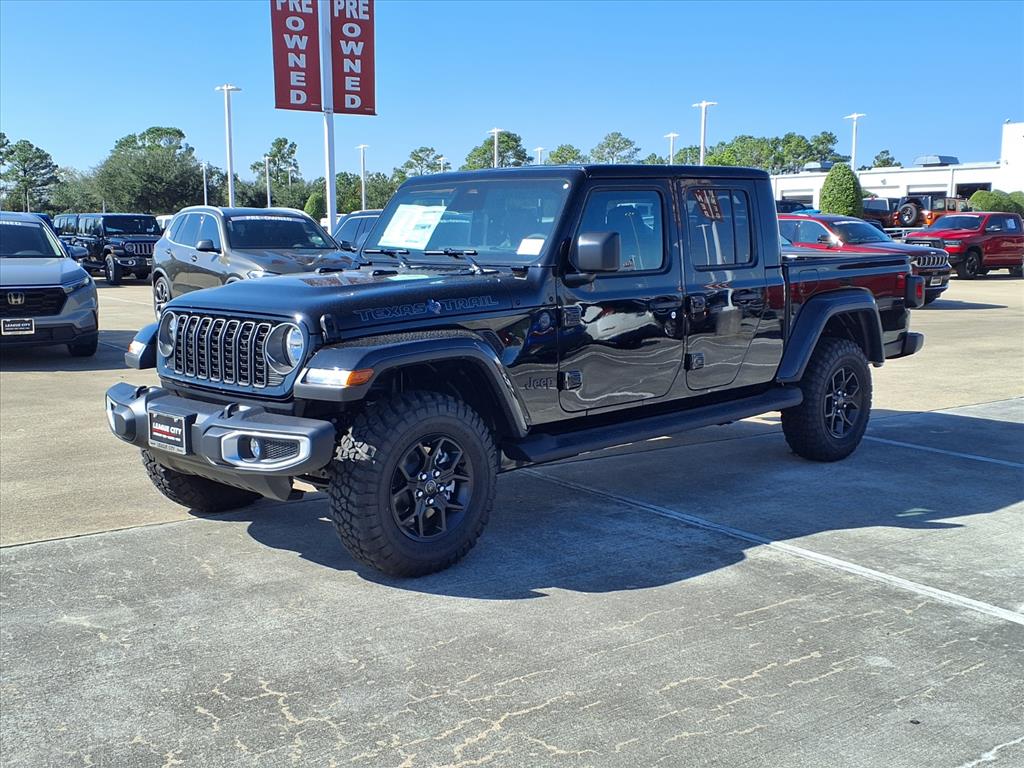2026 Jeep Gladiator Sport Black Clearcoat at League City CDJR