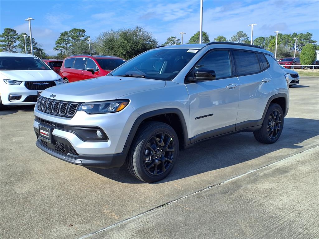 2026 Jeep Compass Latitude Silver at League City CDJR