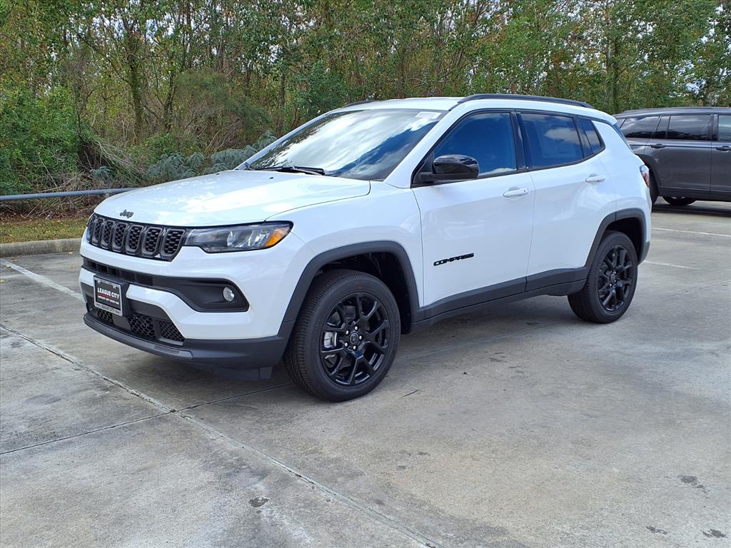 2026 Jeep Compass Latitude Bright White Clearcoat at League City CDJR
