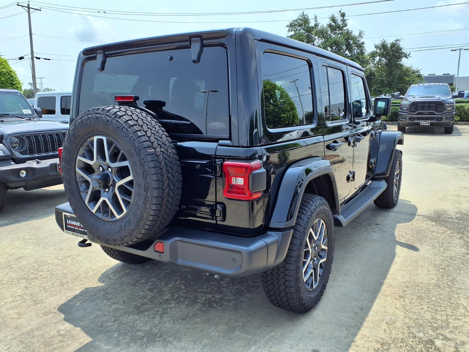 2026 Jeep Wrangler Sahara Black at League City CDJR
