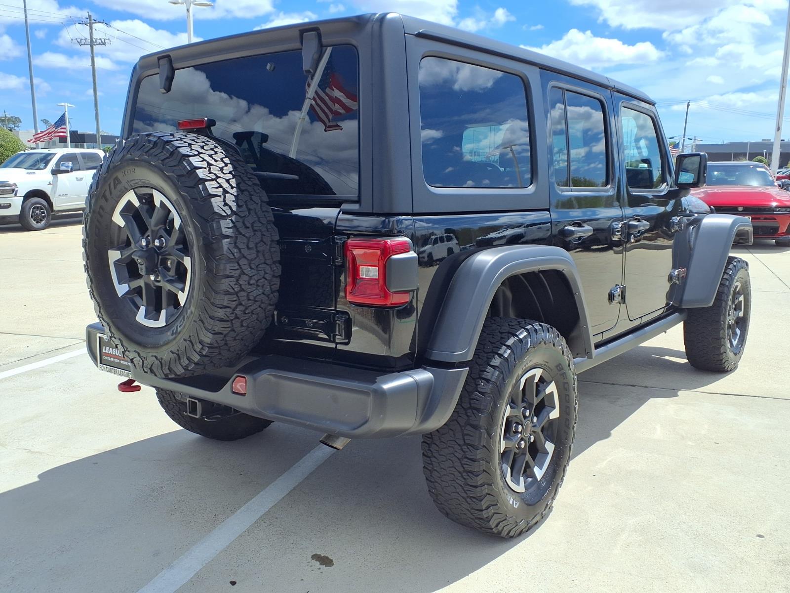2025 Jeep Wrangler Rubicon - 3