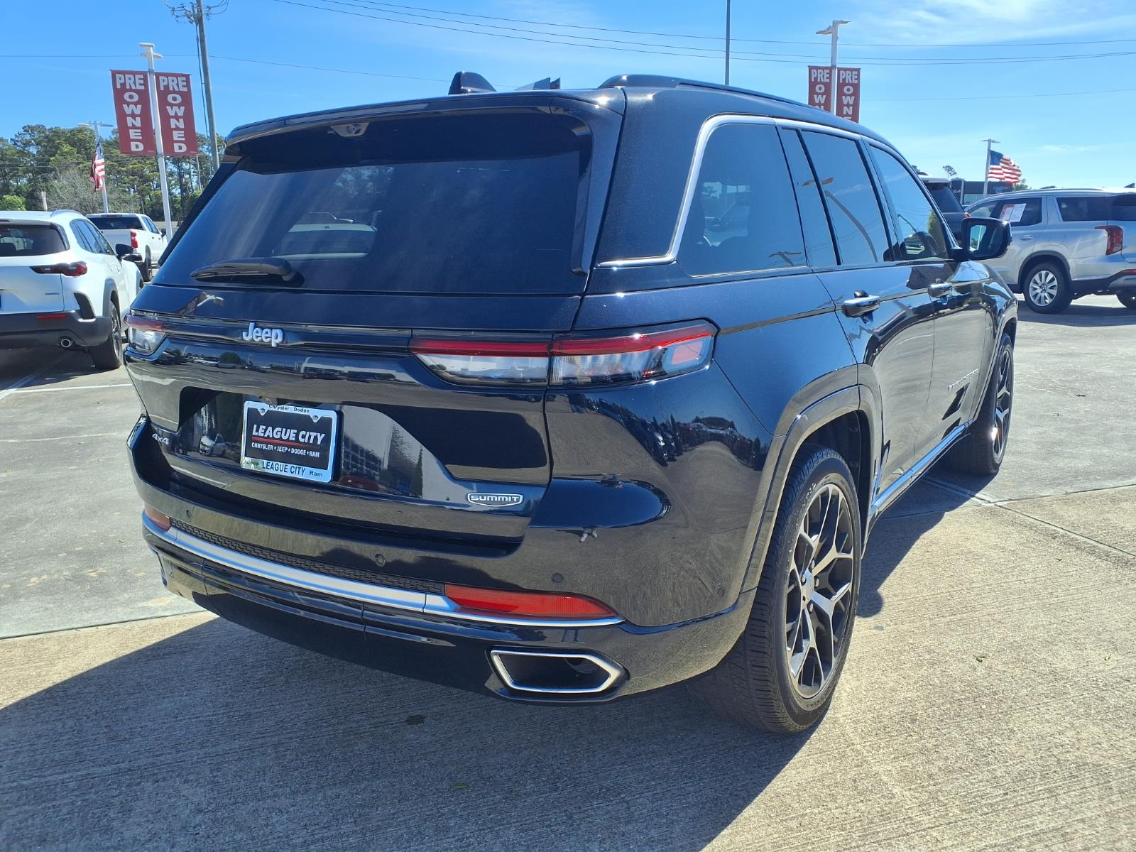 2024 Jeep Grand Cherokee Summit - 3