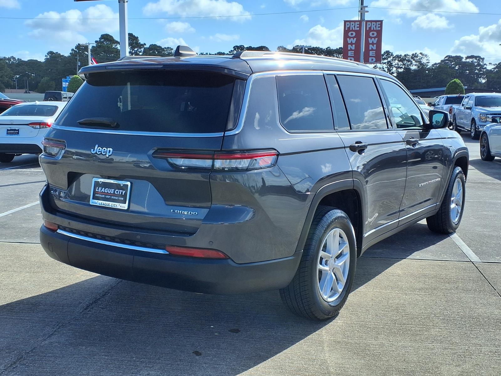 2024 Jeep Grand Cherokee L Laredo - 3