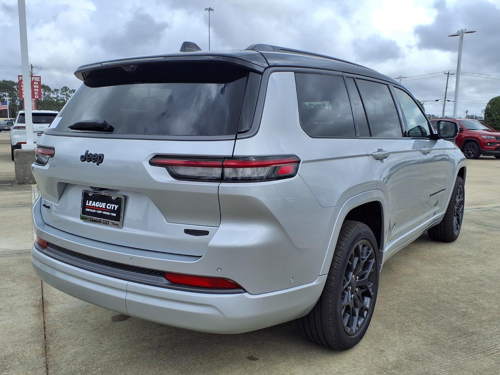 2026 Jeep Grand Cherokee L Summit Silver at League City CDJR